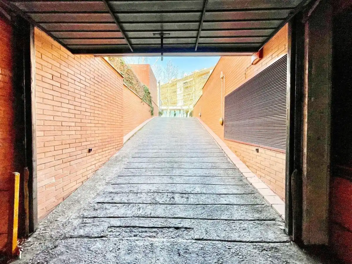 ÁTICO DÚPLEX EN FIGUERES ZONA AVDA.SALVADOR DALÍ