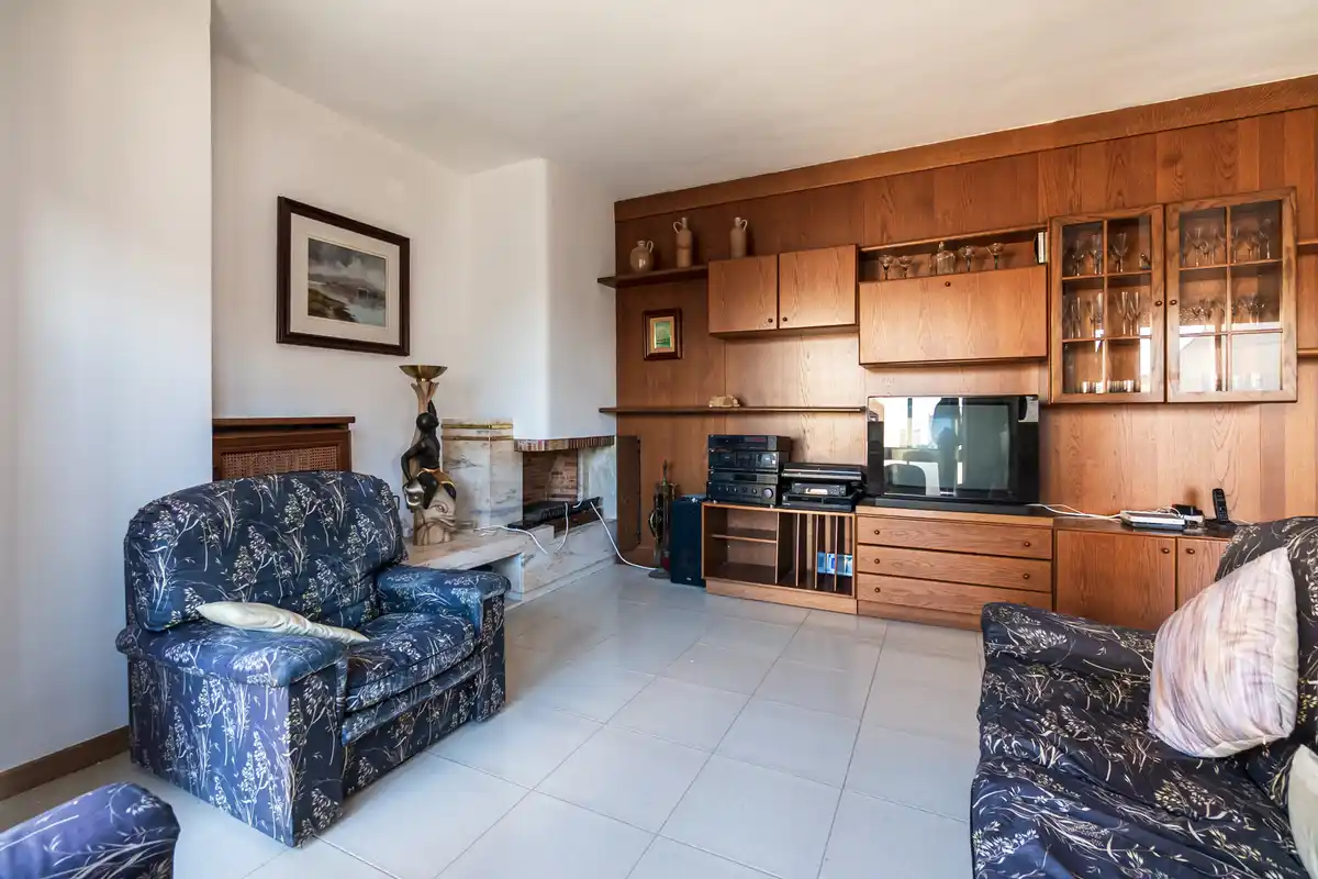 ¡Vive con amplitud y comodidad en el centro de Figueres!