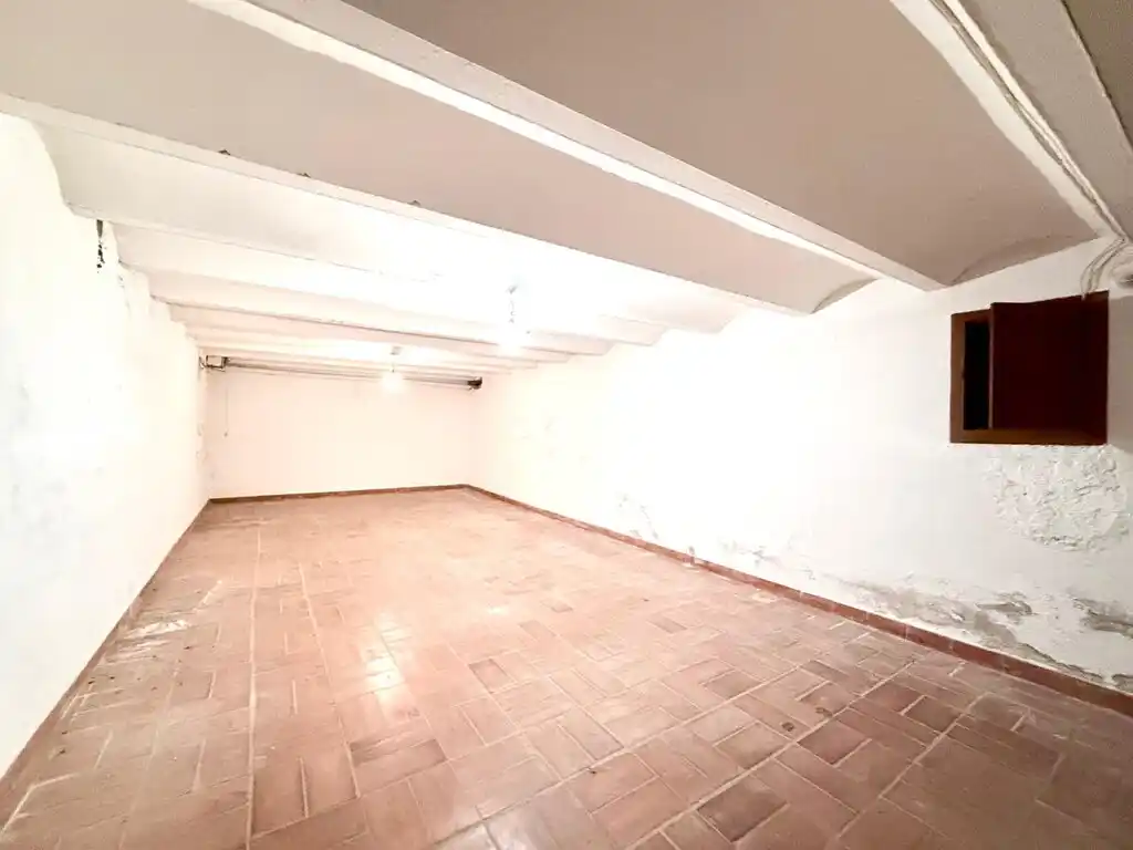 Casa señorial en venta , Figueres, zona Poble Nou.
