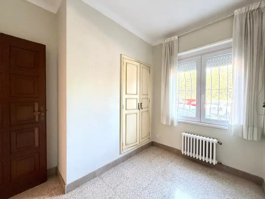 Casa señorial en venta , Figueres, zona Poble Nou.