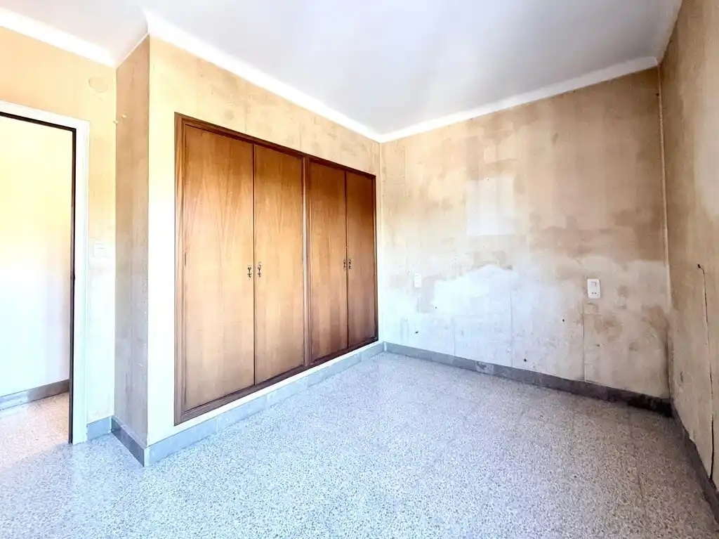 Casa señorial en venta , Figueres, zona Poble Nou.