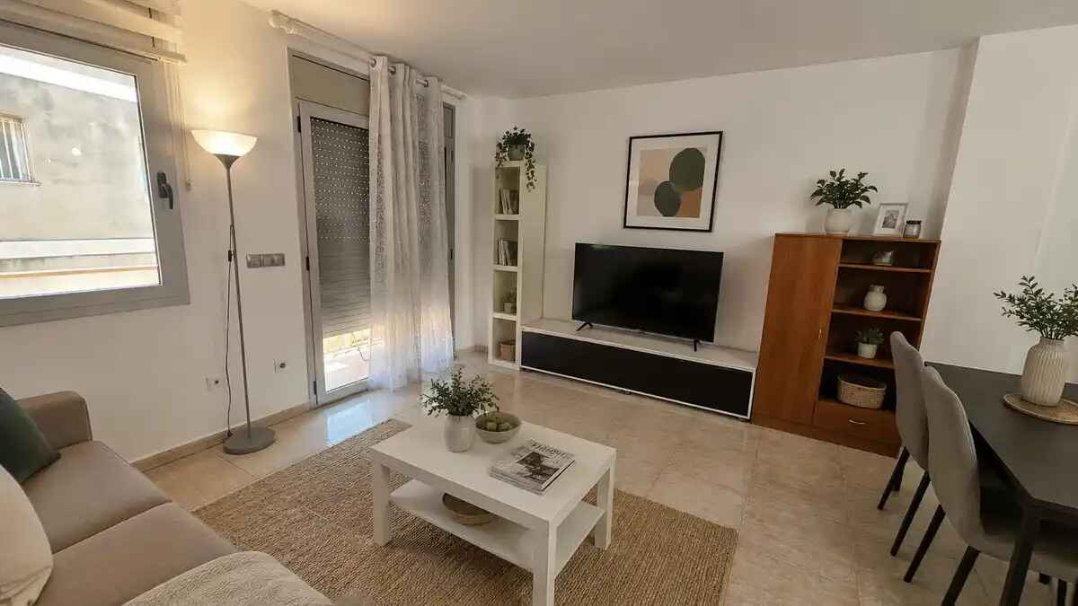 Estudi en venda a Figueres amb plaça d’aparcament inclosa, ideal per a inversors.