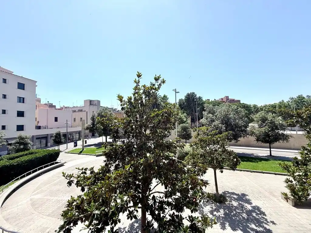 ¡Tu nuevo hogar en el corazón de Figueres te está esperando! 