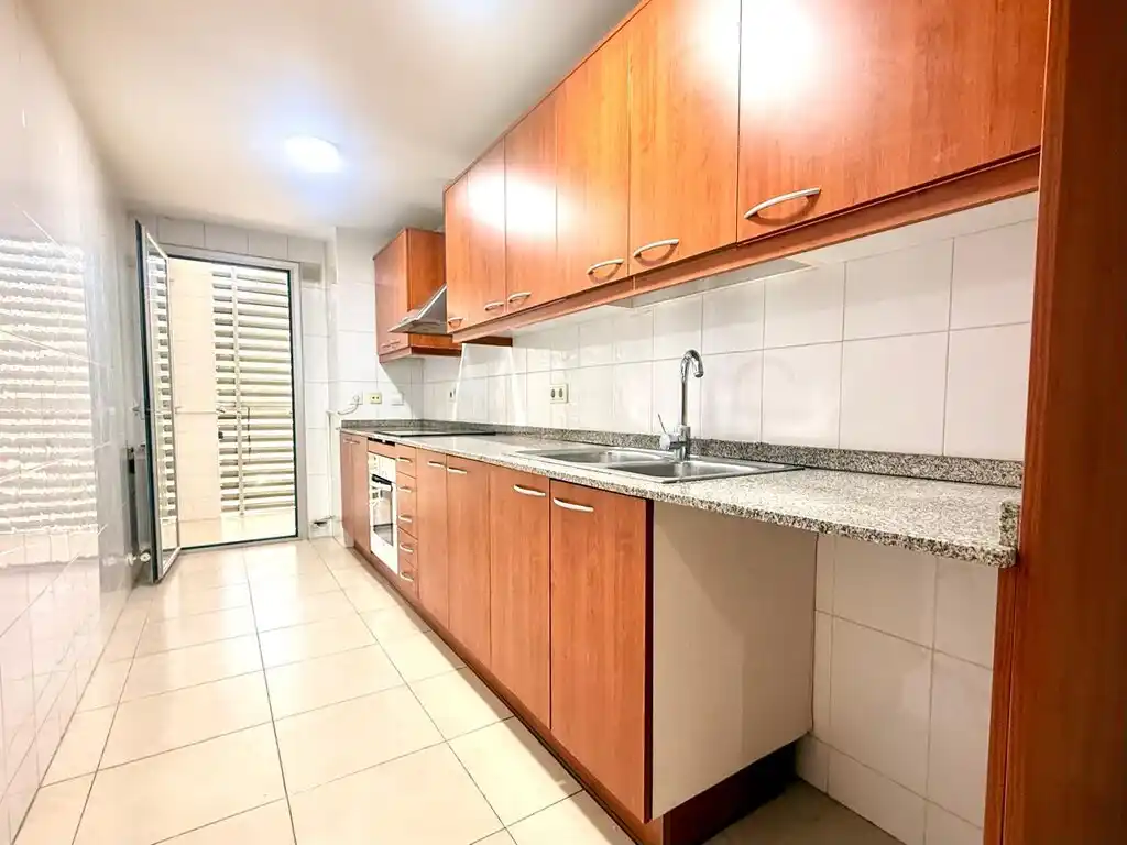 ¡Tu nuevo hogar en el corazón de Figueres te está esperando! 