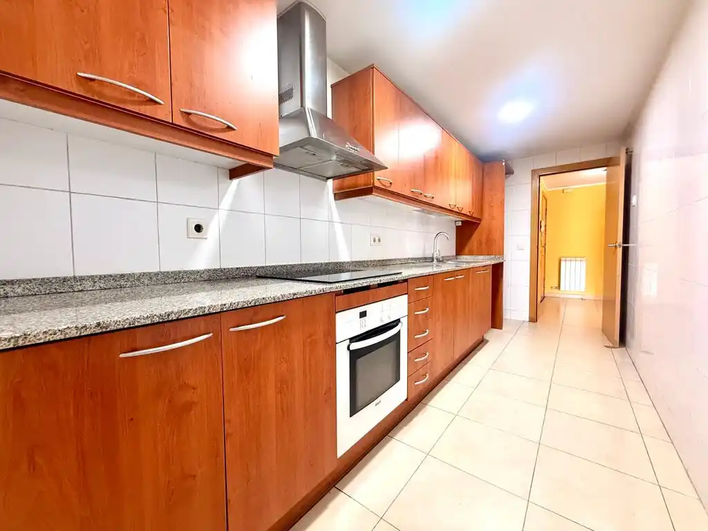 ¡Tu nuevo hogar en el corazón de Figueres te está esperando! 