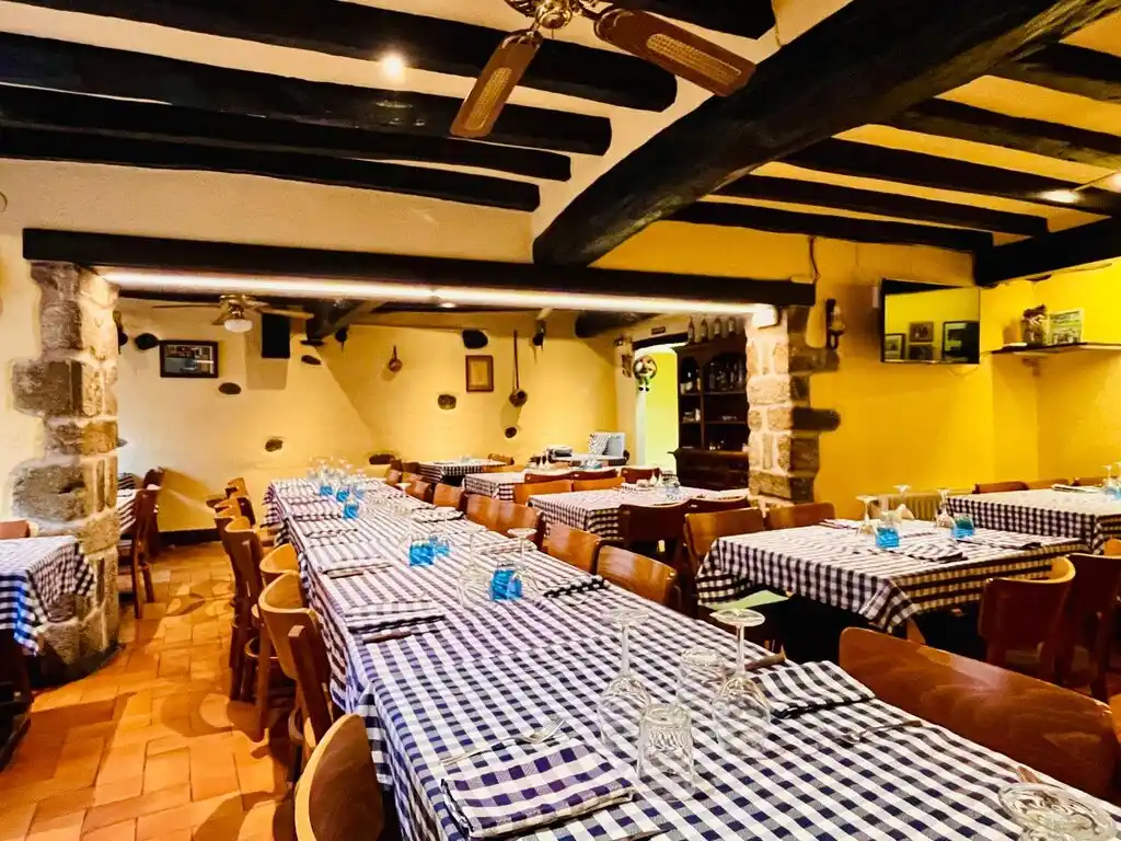 Oportunidad Única: Casa Rústica en Venta en Maçanet de Cabrenys.