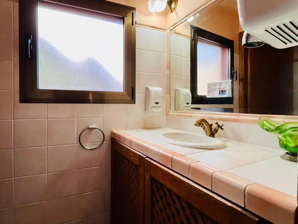 Oportunidad Única: Casa Rústica en Venta en Maçanet de Cabrenys.
