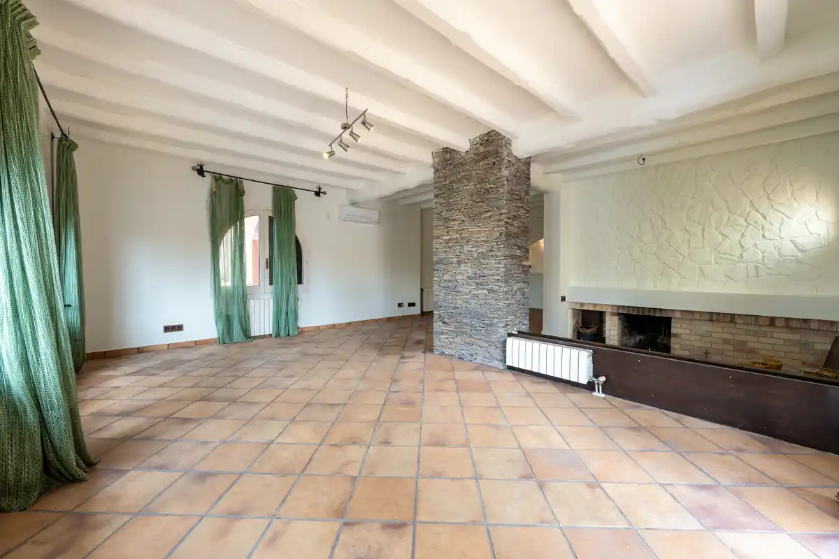 Exclusividad, amplitud y encanto en una de las mejores zonas de Empuriabrava.