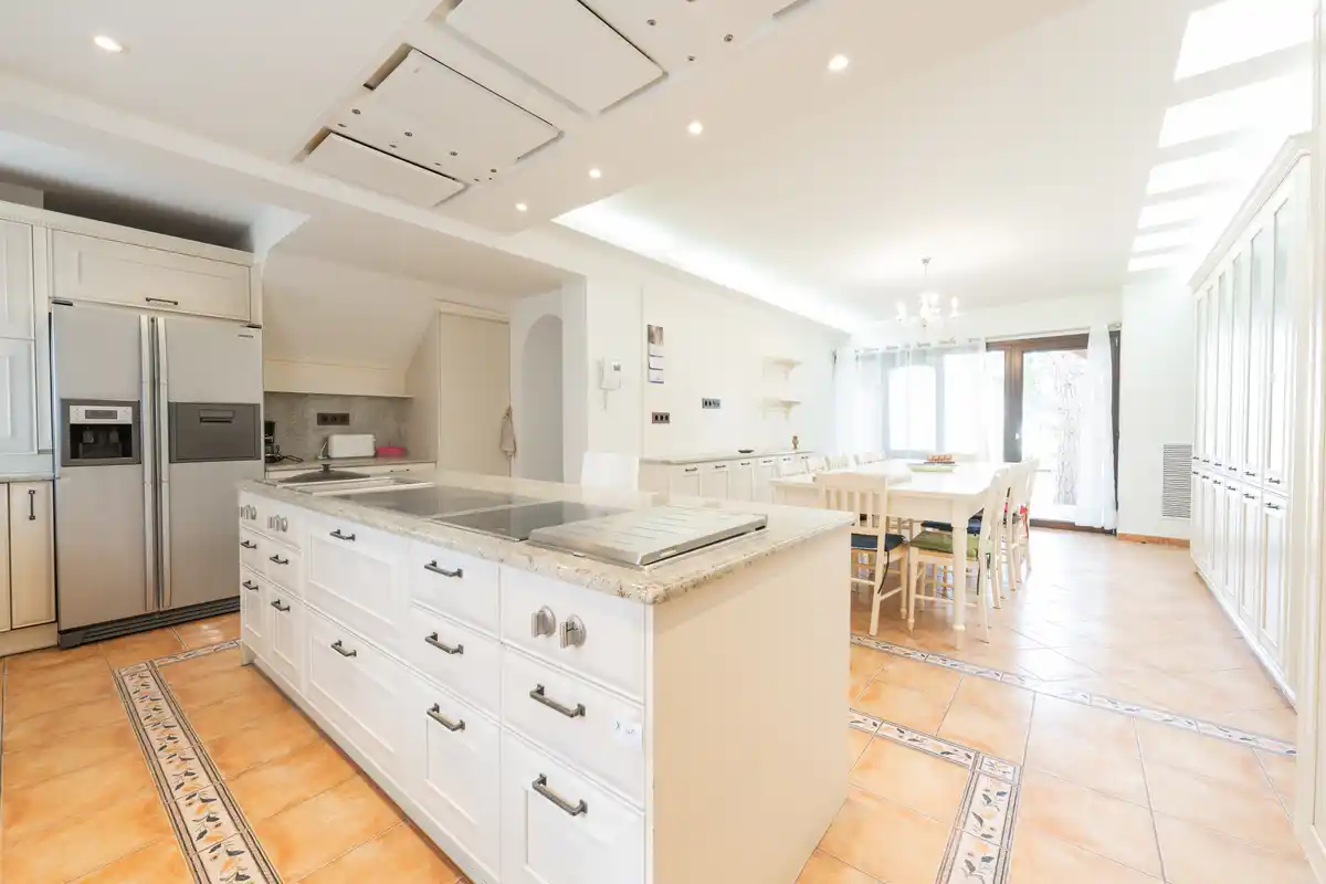 Exclusividad, amplitud y encanto en una de las mejores zonas de Empuriabrava.
