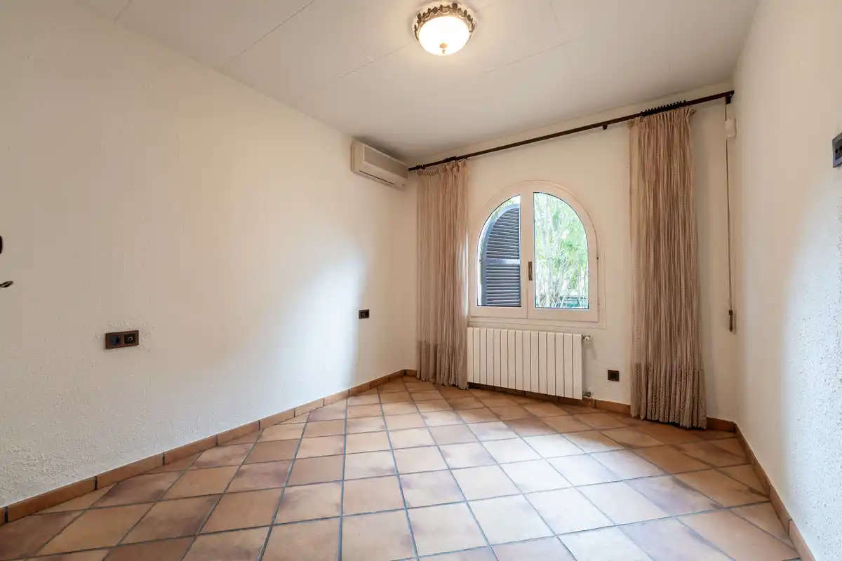 Exclusividad, amplitud y encanto en una de las mejores zonas de Empuriabrava.