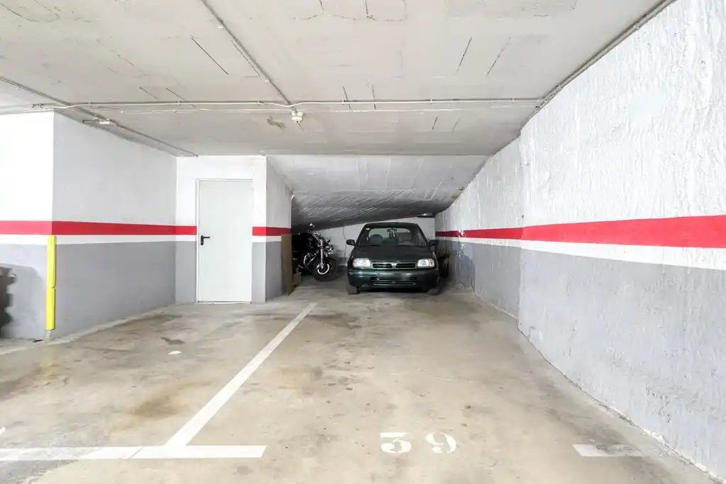 En venta planta baja con licencia turística. (Edificio Panna)