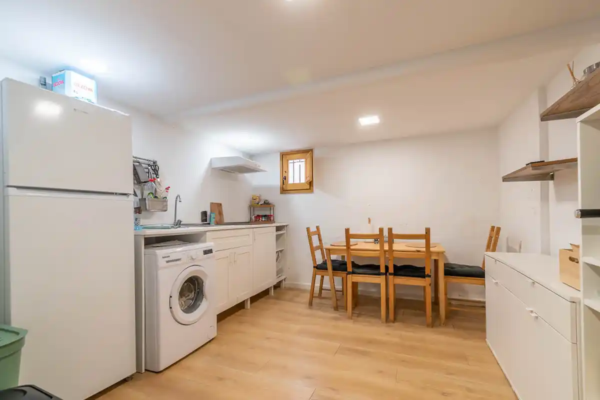 Bonita casa parcialmente reformada (Castellón de Empúries).