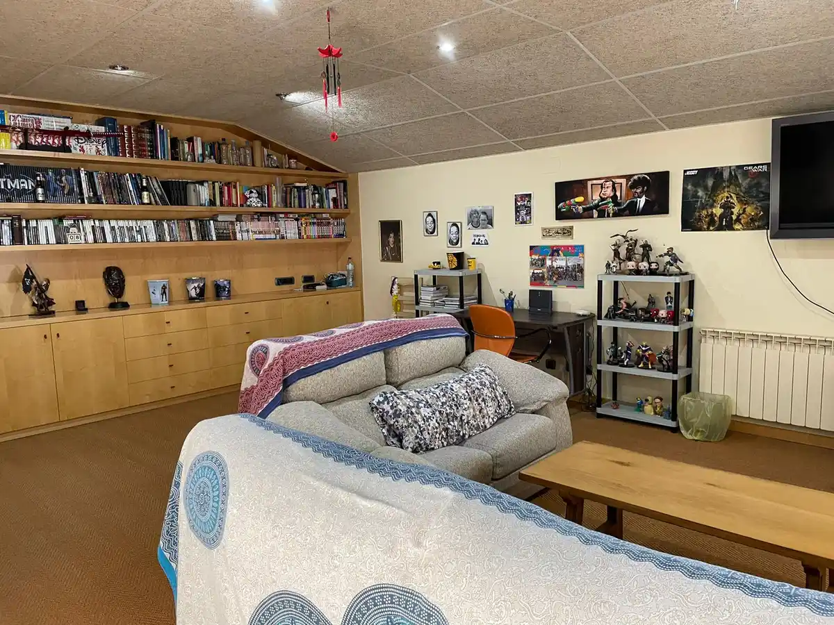 Gran chalet en venta en La Bisbal d'Empordà.