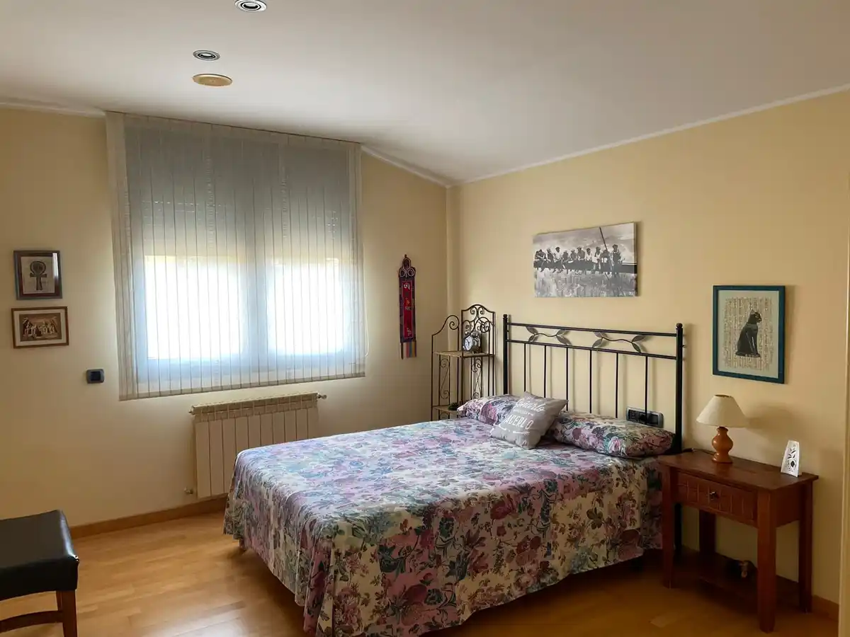 Gran chalet en venta en La Bisbal d'Empordà.