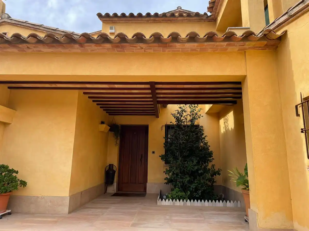Gran chalet en venta en La Bisbal d'Empordà.
