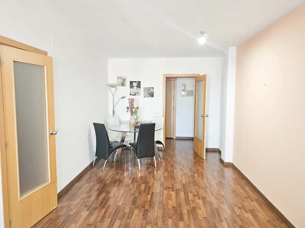 Especial inversores inmueble alquilado (Figueres zona estación).