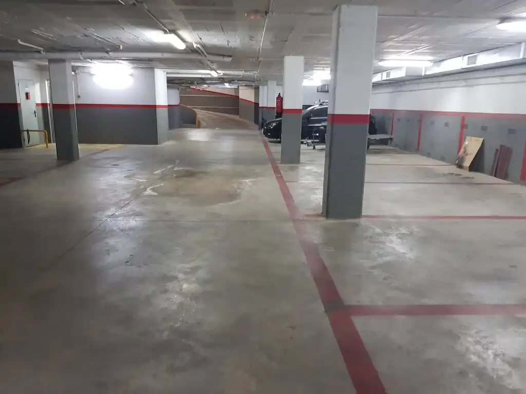 Parking cerca el centro
