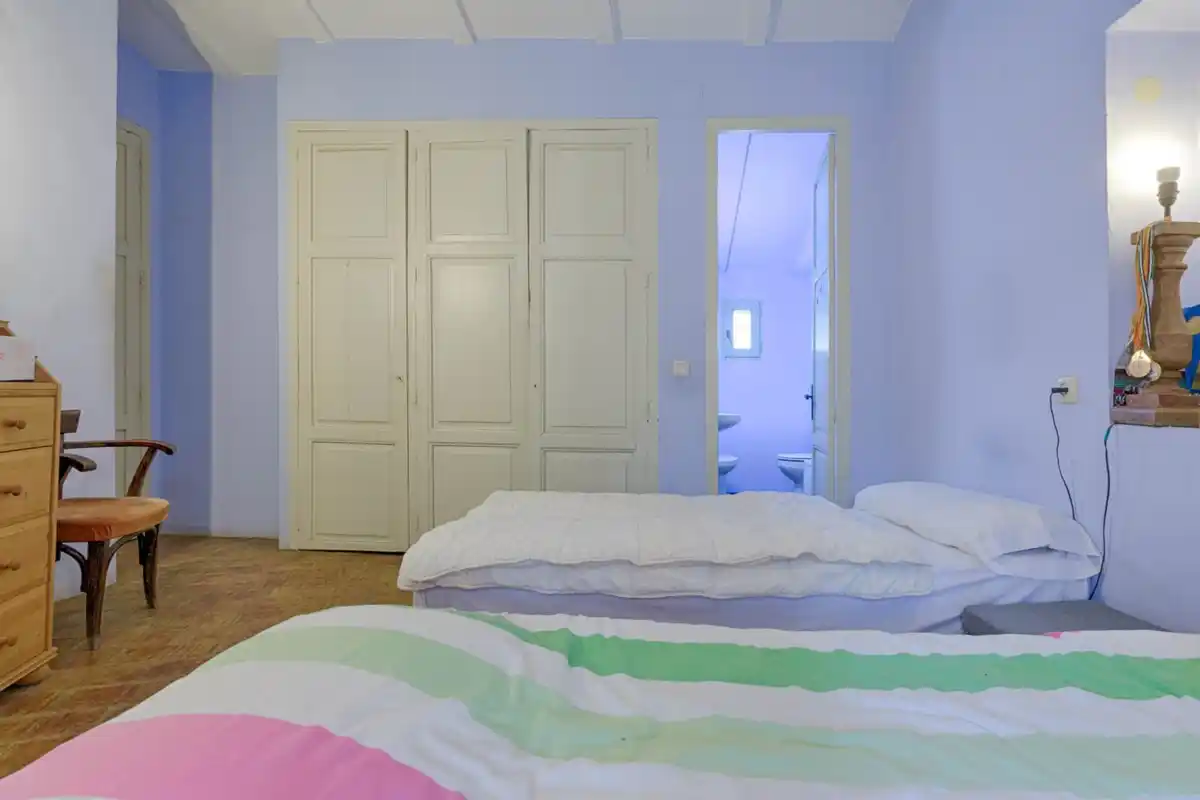 Casa rústica con voltas catalanas con mucho encanto en el centro del pueblo de Peralada.