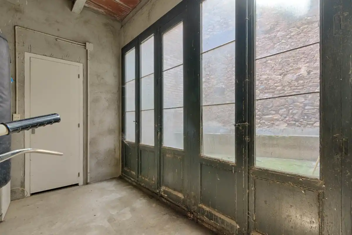 Casa rústica con voltas catalanas con mucho encanto en el centro del pueblo de Peralada.