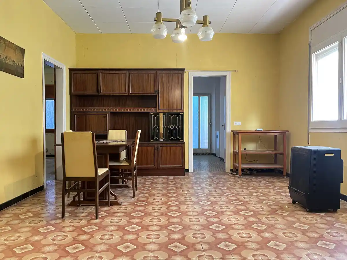 Casa de pueblo para reformar en el municipio de l'Armentera, Alt Empordà.