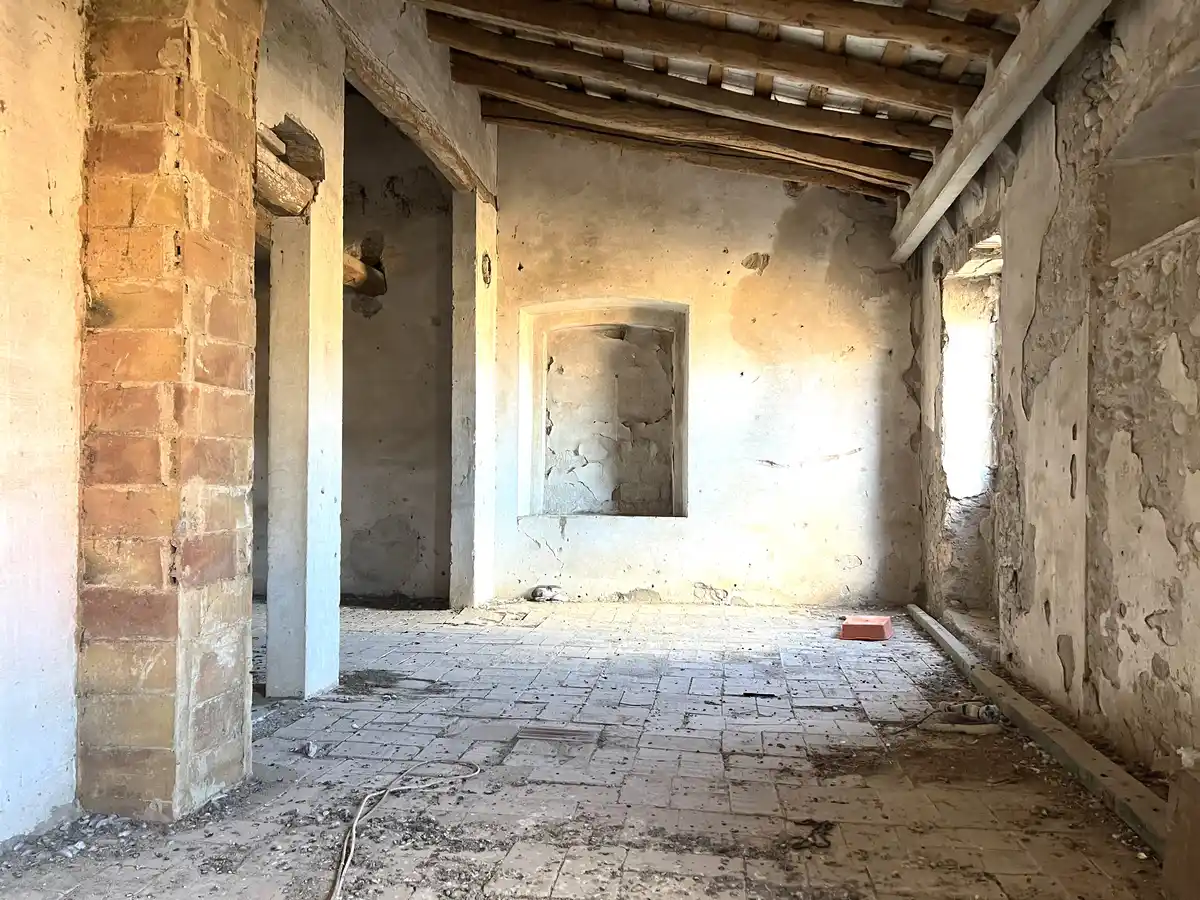 Casa de pueblo para reformar en el municipio de l'Armentera, Alt Empordà.