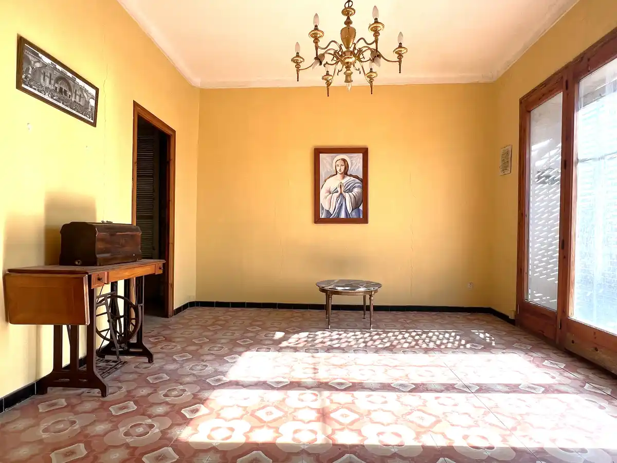 Casa de pueblo para reformar en el municipio de l'Armentera, Alt Empordà.