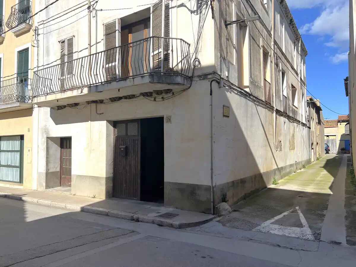 Casa de pueblo para reformar en el municipio de l'Armentera, Alt Empordà.
