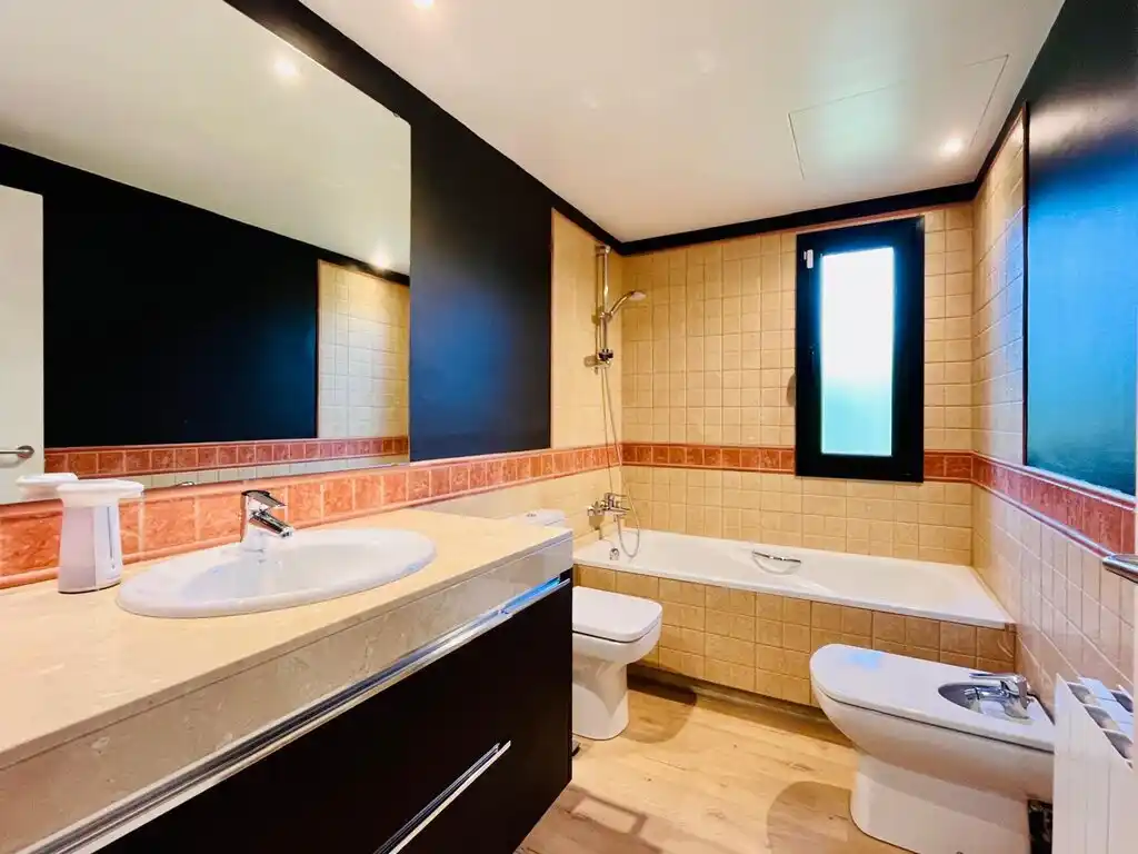 Casa en Venta en Torremirona (Navata).