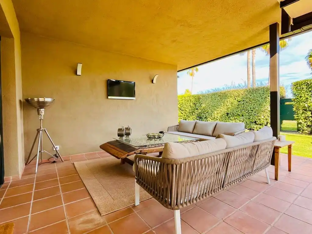 Casa en Venta en Torremirona (Navata).