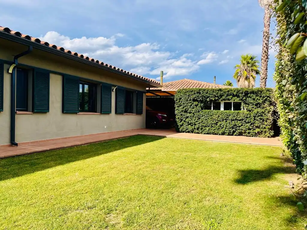 Casa en Venta en Torremirona (Navata).