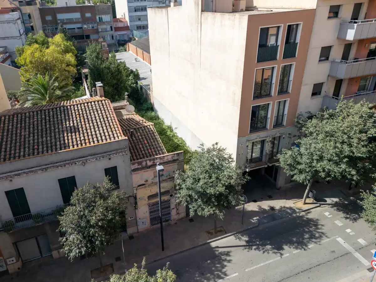 Solar Edificable de 558 m² en Figueres.