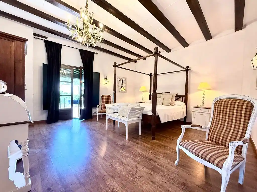 Hotel en venta en Terrades (Alt Empordà).