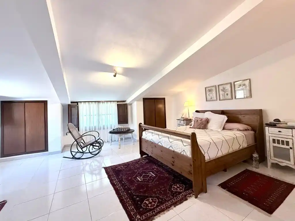 Hotel en venta en Terrades (Alt Empordà).