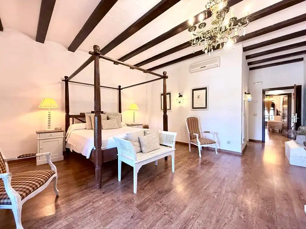 Hotel en venta en Terrades (Alt Empordà).