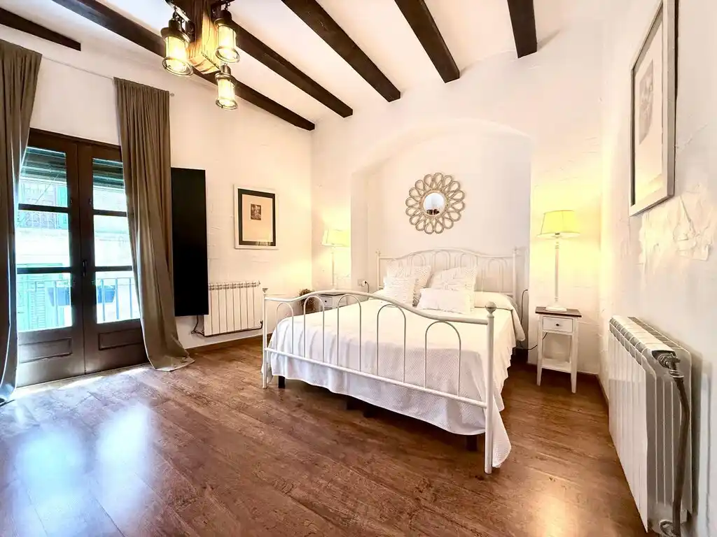 Hotel en venta en Terrades (Alt Empordà).
