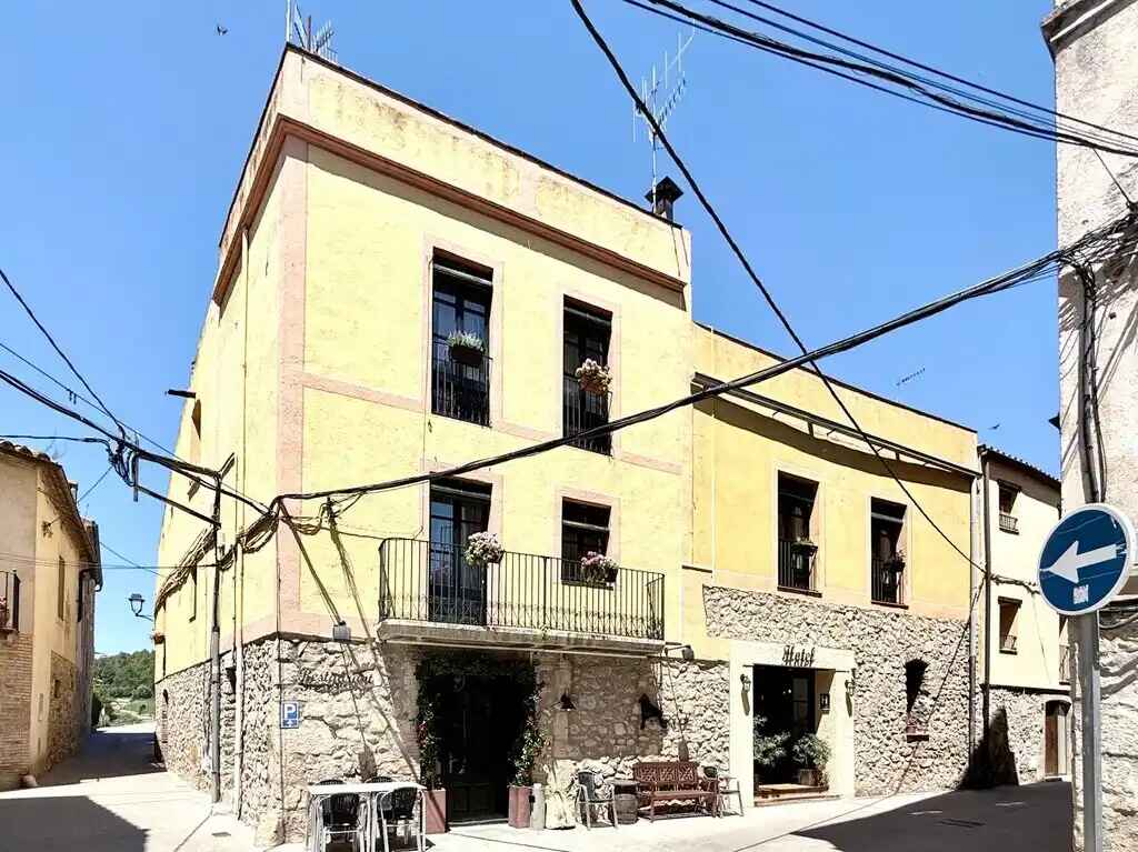 Hotel for sale in Terrades (Alt Empordà).