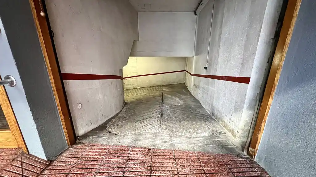 Parking en venta (C/Col·legi)