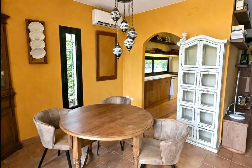 Casa en Venta (Golf de Torremirona, Navata)