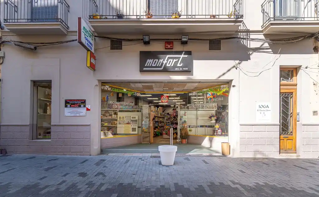 Figueres centro ( A  2  minutos del Museo Dalí)