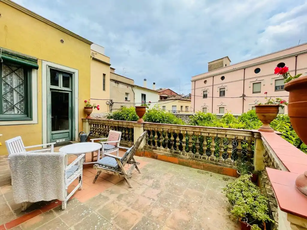 Piso con jardín en Venta (C/Peralada).