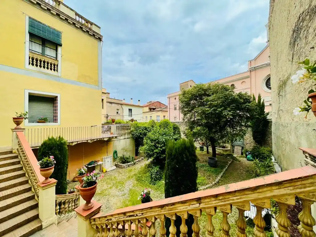 Piso con jardín en Venta (C/Peralada).