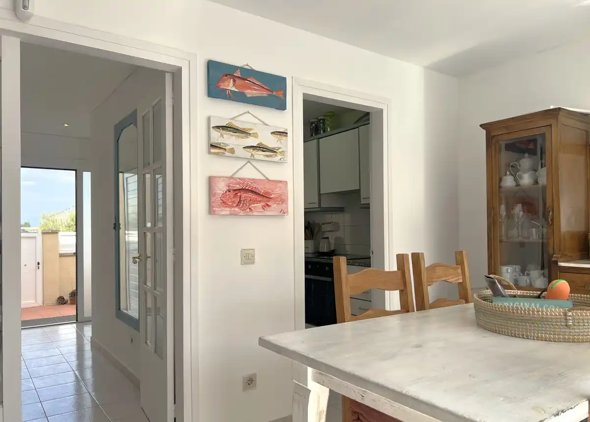 Casa adosada con piscina privada en Sant Pere Pescador, Alt Empordà.