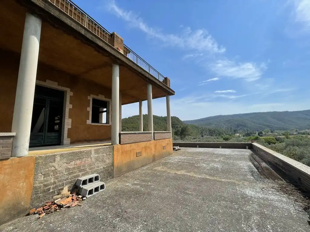 Masia para restaurar (Boadella)