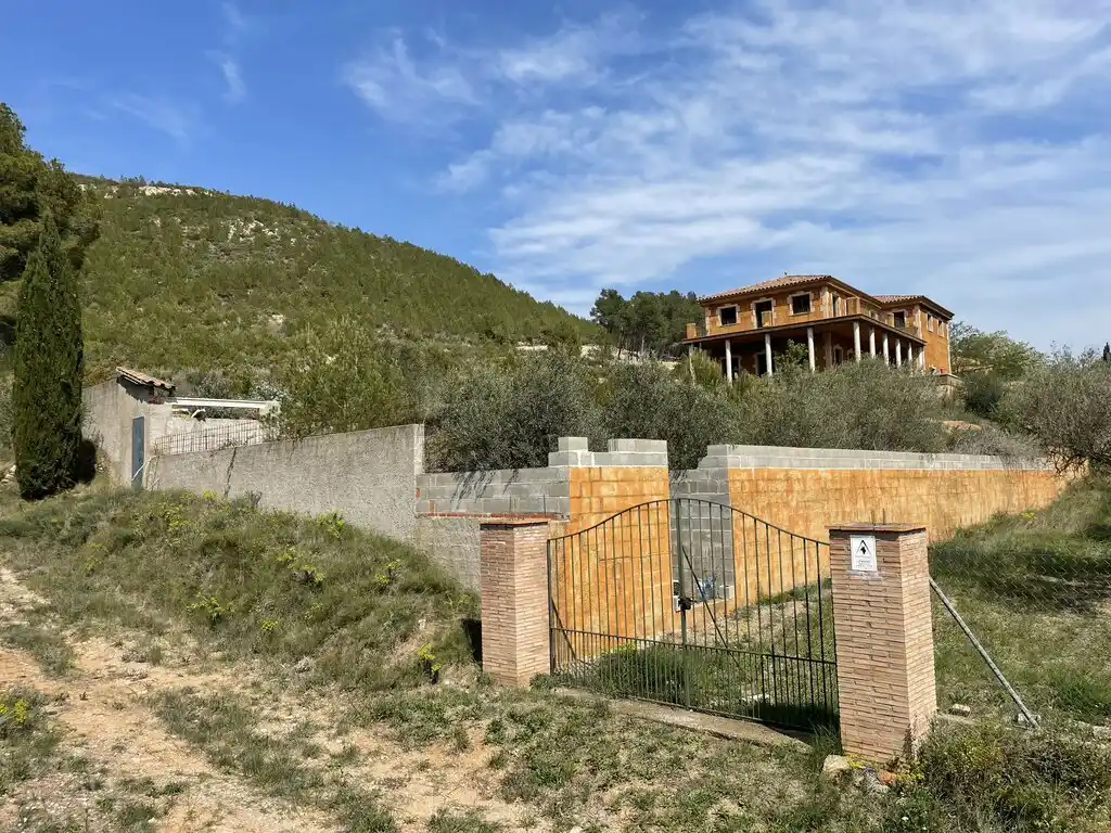 Masia para restaurar (Boadella)