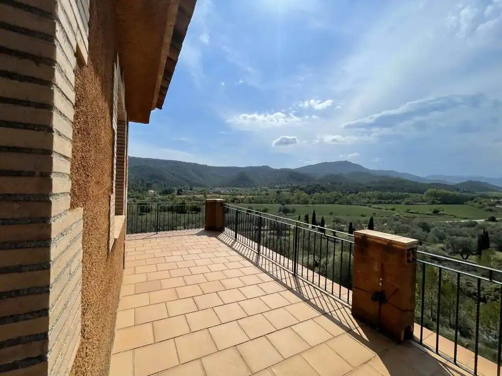 Masia para restaurar (Boadella)