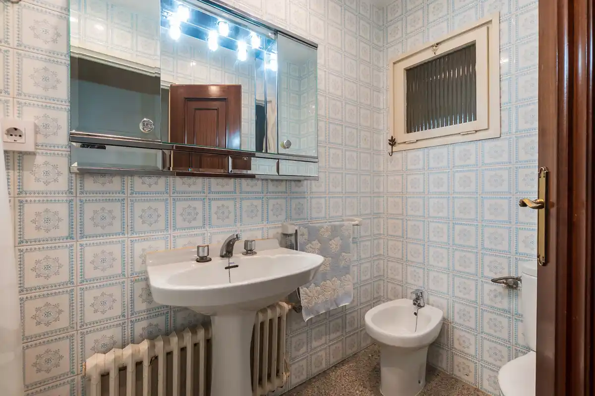 Amplio piso en venta en Figueres – Zona Creu de la Mà, ideal para familias.