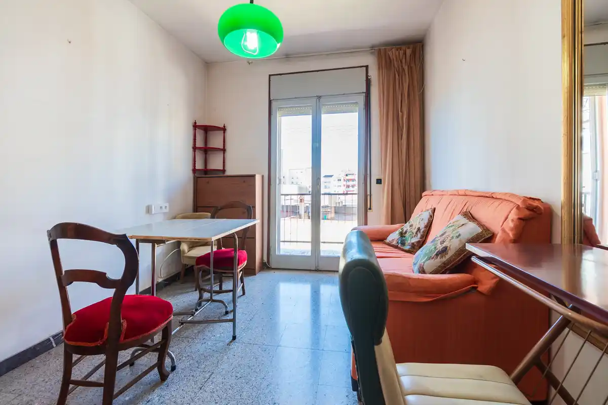 Amplio piso en venta en Figueres – Zona Creu de la Mà, ideal para familias.