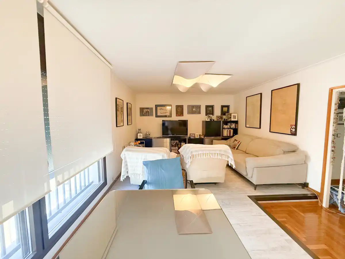 Piso con amplio parking en venta en Figueres