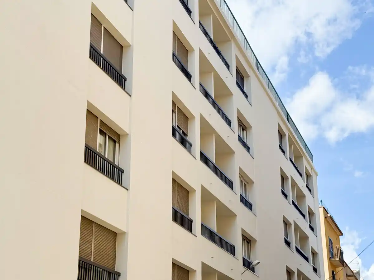 Piso con amplio parking en venta en Figueres