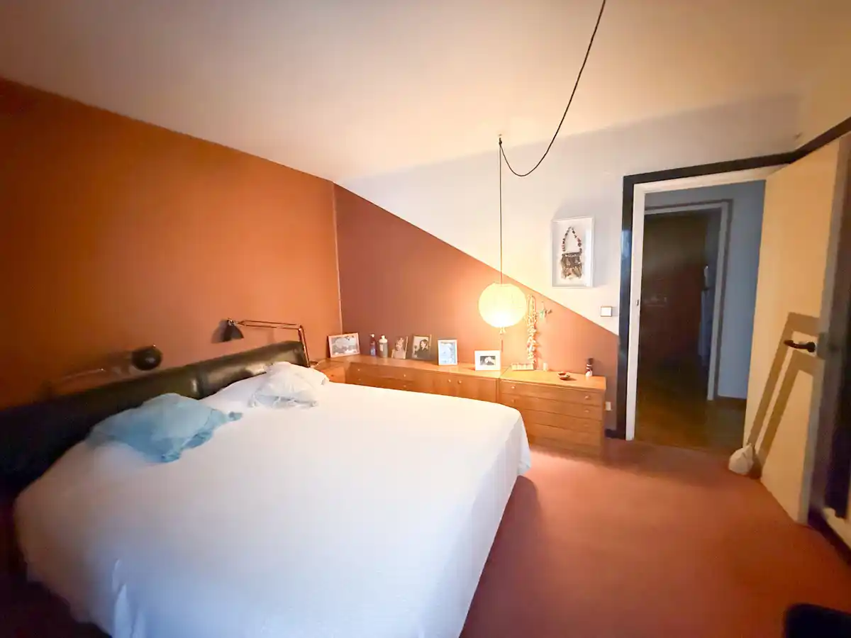 Piso con amplio parking en venta en Figueres